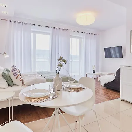 Platan - Visitopl Apartment *